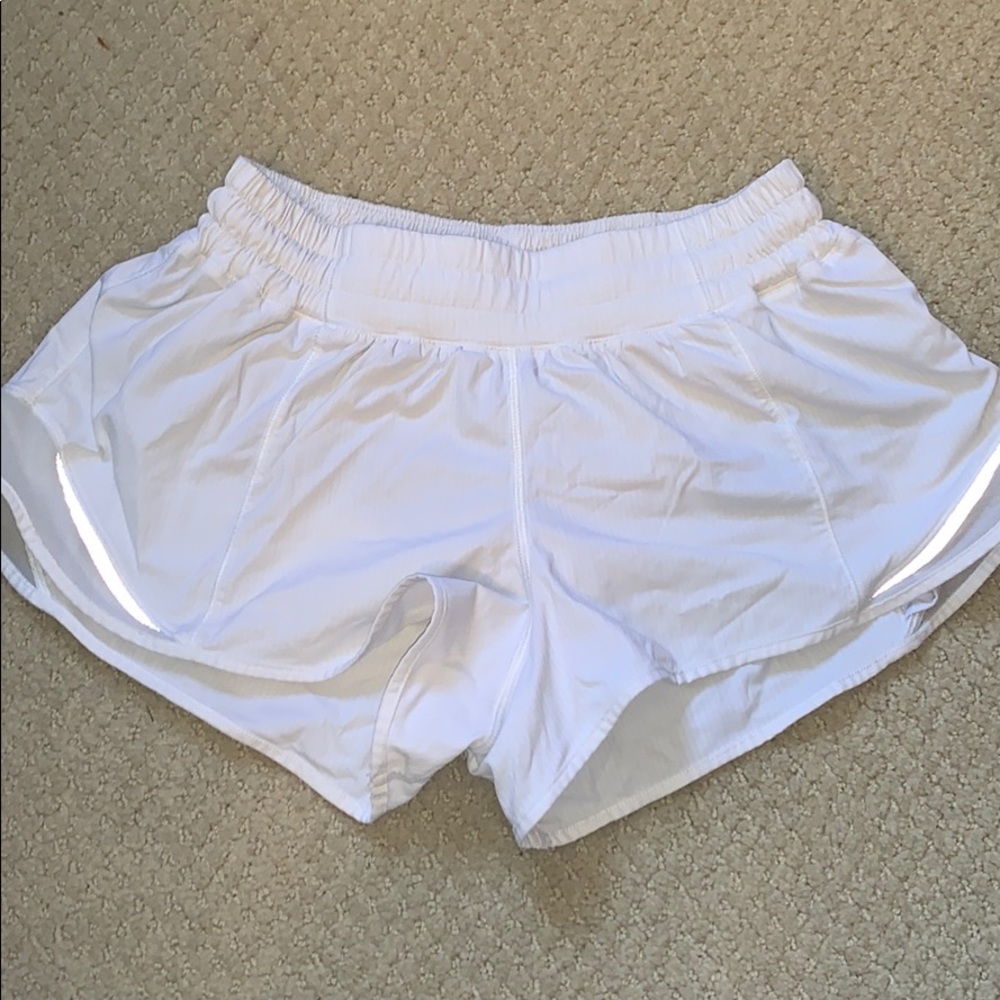 White lululemon shorts
